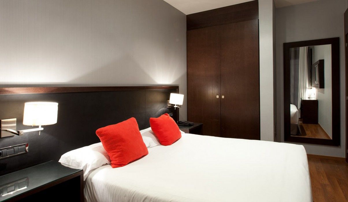 Suites Center Barcelona Exteriör bild