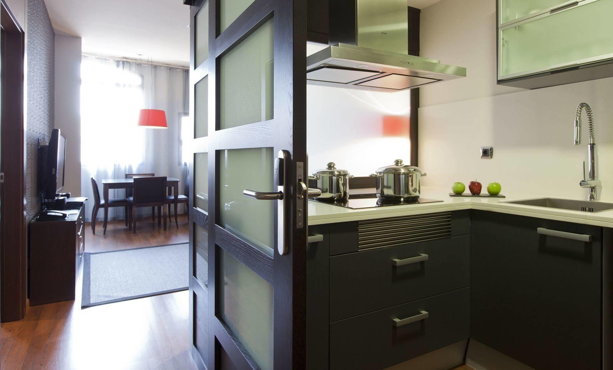Suites Center Barcelona Exteriör bild