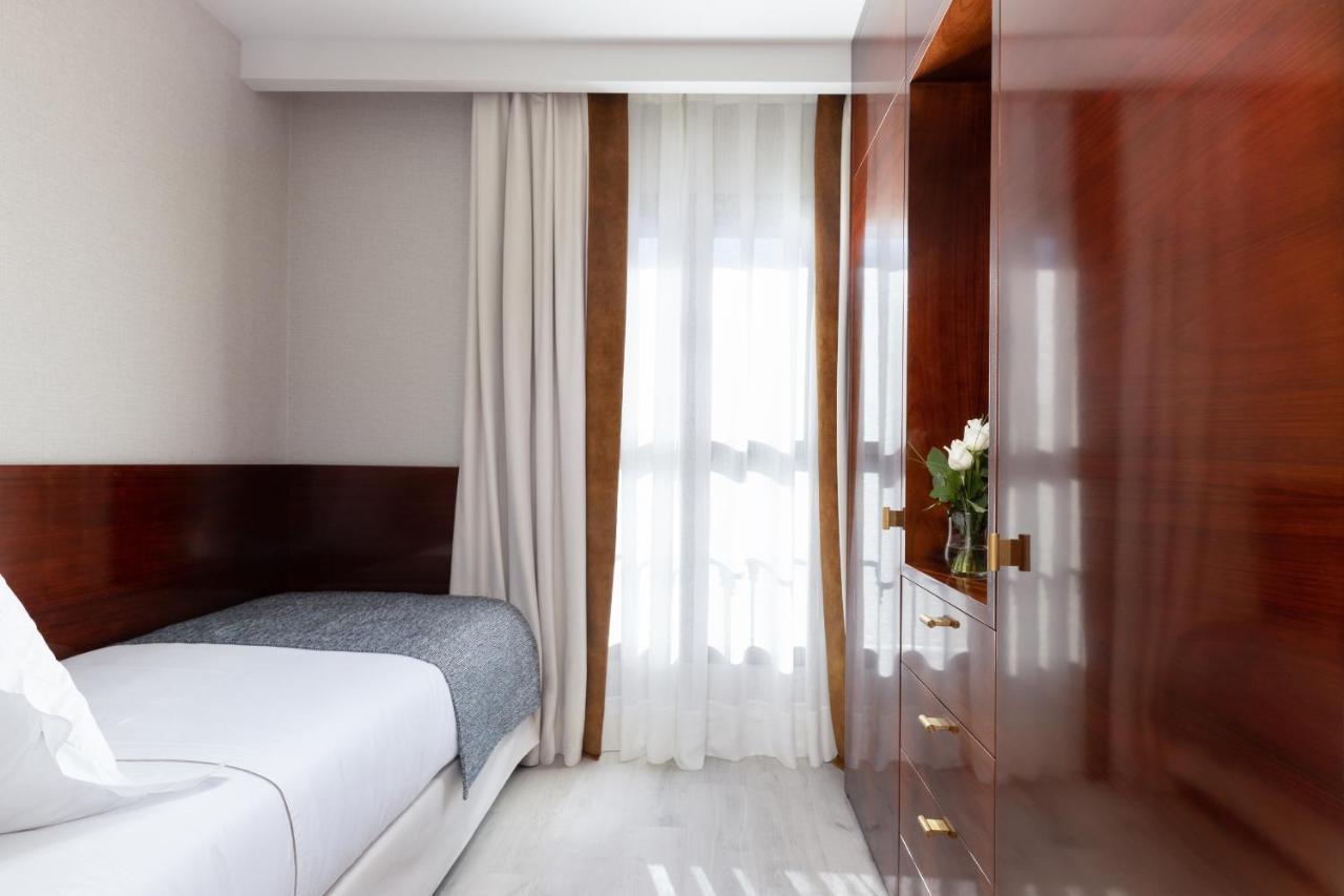 Suites Center Barcelona Exteriör bild